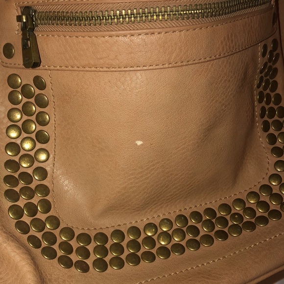 Big Buddha Baxter Slouch Hobo Bag Purse Vegan Leather Studs Boho Tan Large - Picture 8 of 8